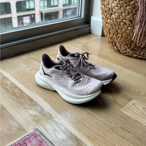 Hoka Mach Women’s Running Shoes